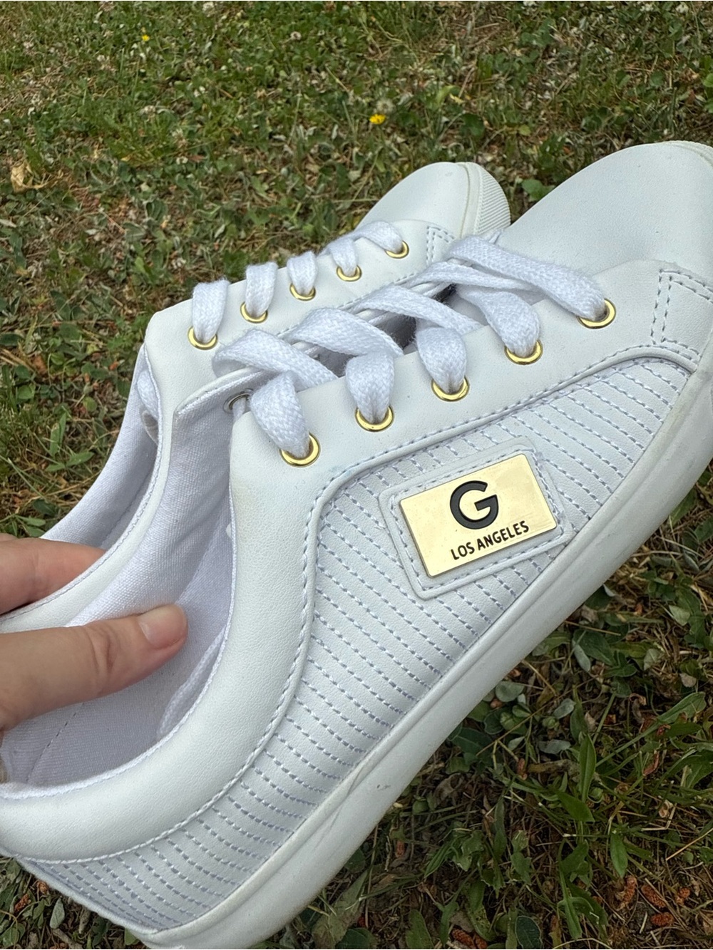 GBG Los Angeles by Guess Marvela White Gold Low Top Fashion Sneakers, 7M